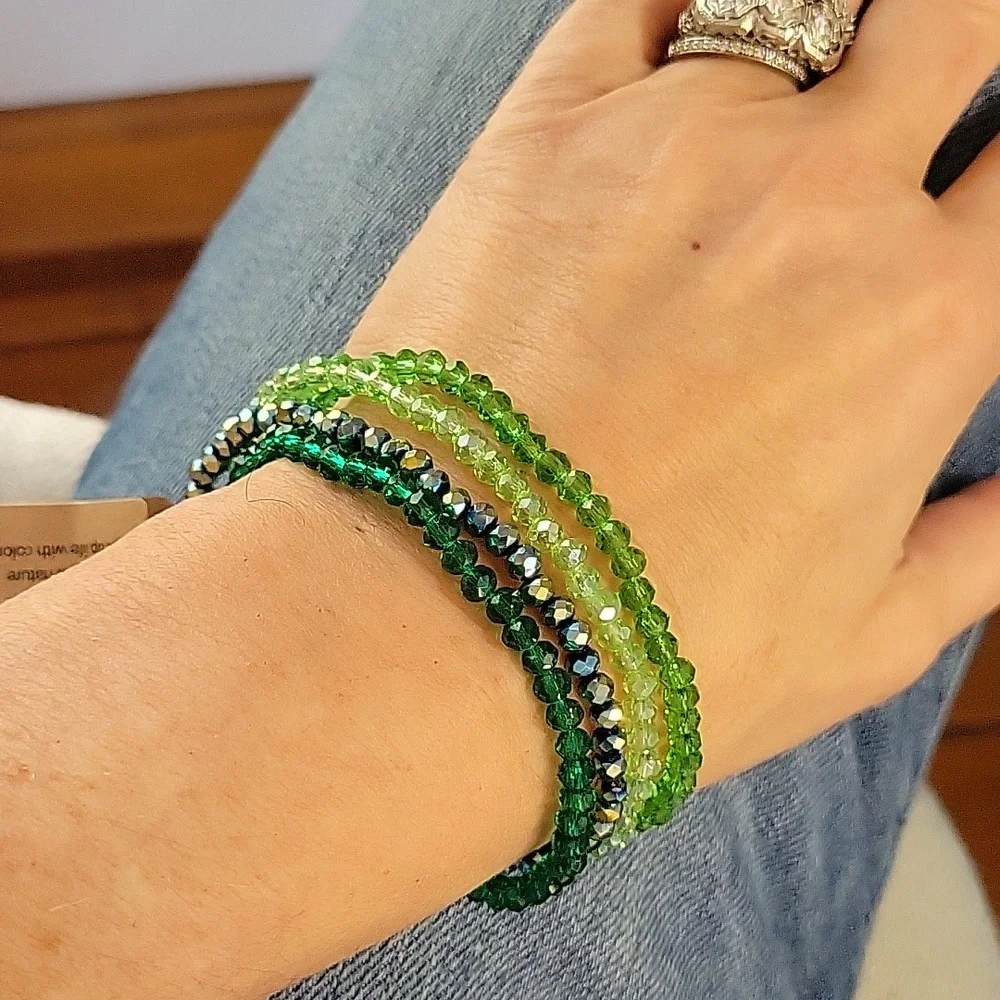 SET OF GREEN SPARKLE STRETCH BRACELETS